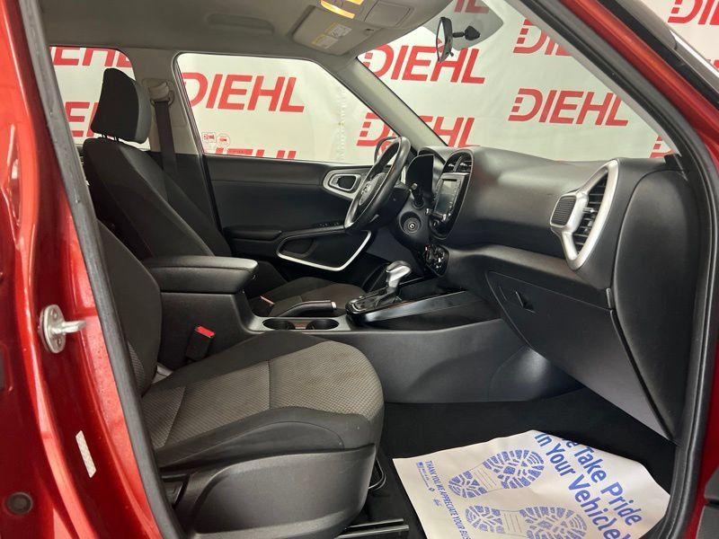 Used 2020 Kia Soul LX FWD image 12