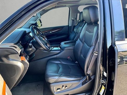 Used 2016 Cadillac Escalade Premium AWD/4WD image 24