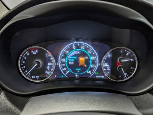 Used 2020 Buick Envision Premium w/ Driver Confidence Package image 22