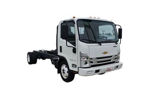 New 2025 Chevrolet Low Cab Forward image 2