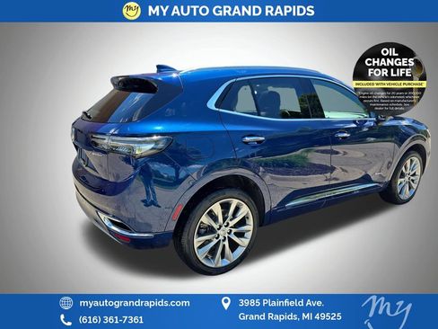 Used 2023 Buick Envision Avenir AWD/4WD image 7