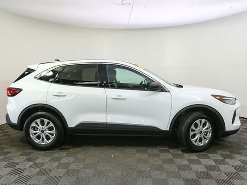 Used 2024 Ford Escape Active w/ Tech Pack #1 AWD/4WD image 14