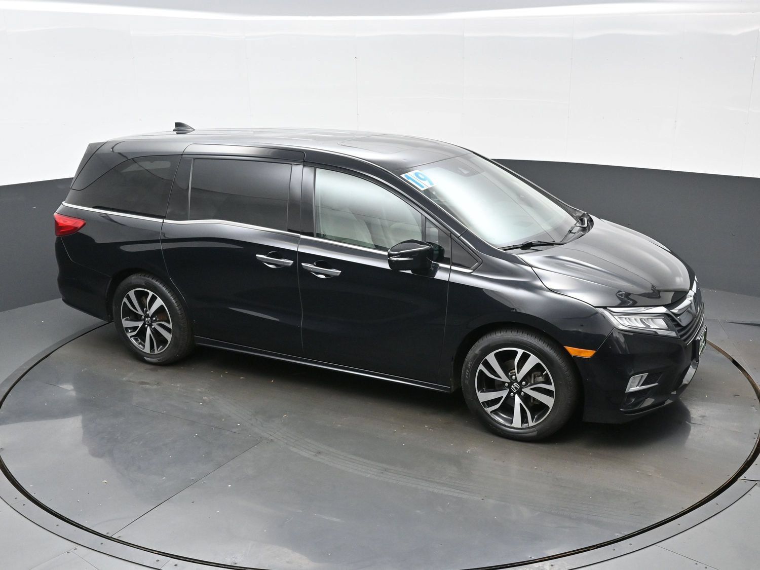 Used 2019 Honda Odyssey Elite image 43