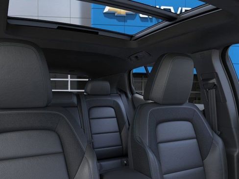 New 2026 Chevrolet Equinox EV LT image 24