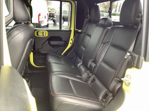 Used 2023 Jeep Gladiator Mojave w/ Trailer Tow Package image 24