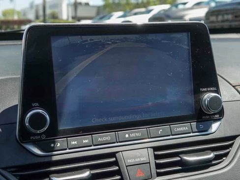 Used 2021 Nissan Altima 2.5 SR w/ SR Premium Package image 22