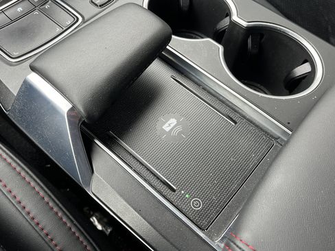 Used 2024 Acura MDX A-Spec image 9