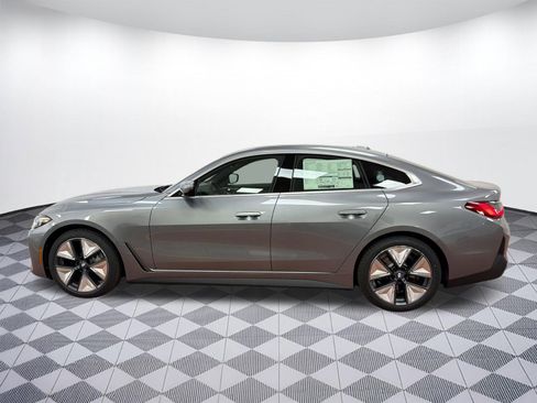 Used 2026 BMW i4 xDrive40i w/ Premium Package AWD/4WD image 2