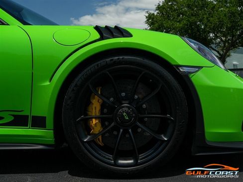 Used 2019 Porsche 911 GT3 RS w/ Weissach Package RWD image 68
