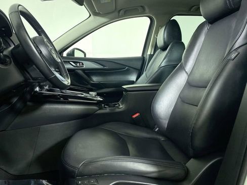 Used 2023 MAZDA CX-9 Touring Plus image 4