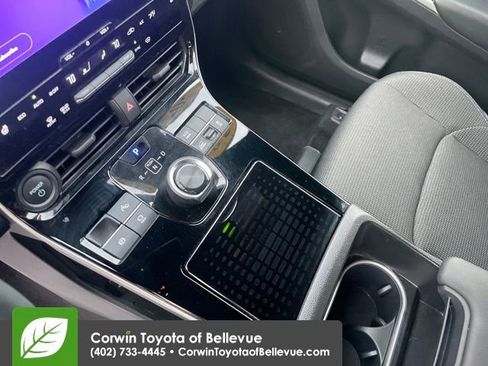 Used 2023 Toyota bZ4X XLE image 24