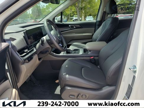 New 2026 Kia Carnival FWD image 20