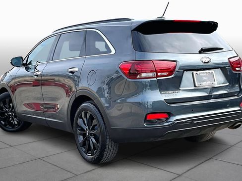 Used 2020 Kia Sorento S image 11