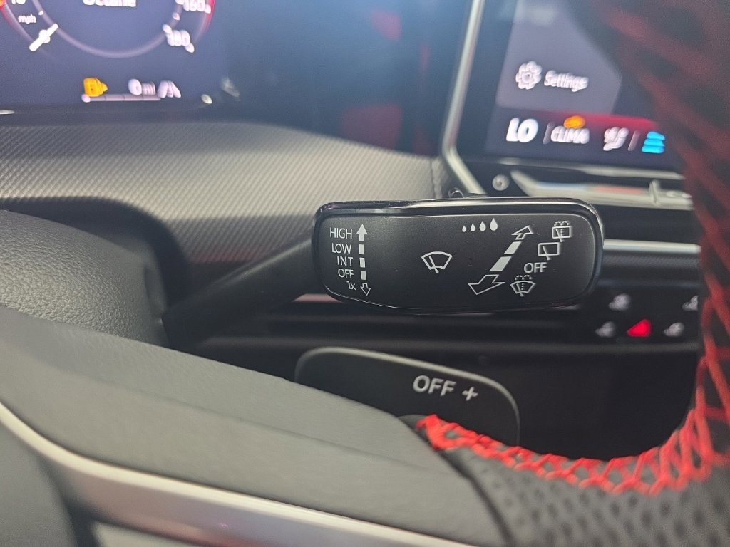 New 2026 Volkswagen GTI SE FWD image 37