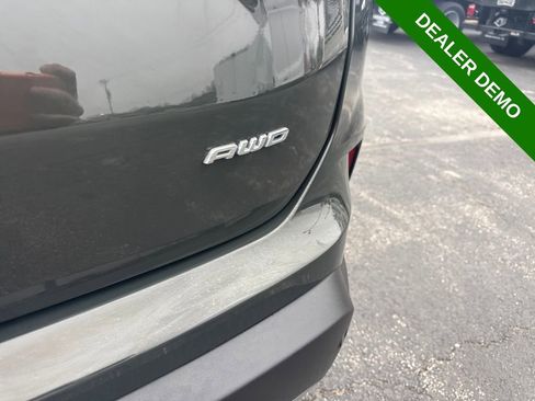 Used 2024 Ford Edge SEL w/ Convenience Package AWD/4WD image 9