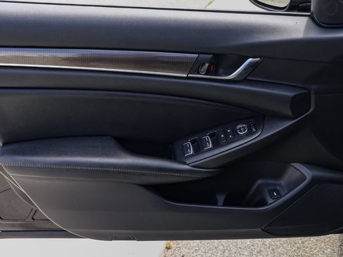 Used 2022 Honda Accord Sport image 22