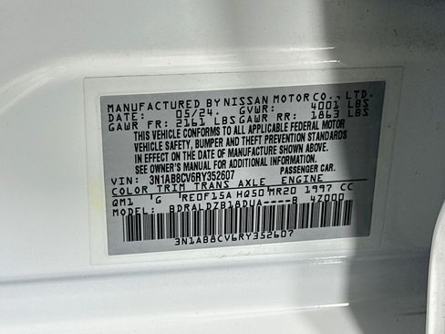Used 2024 Nissan Sentra SV FWD image 12