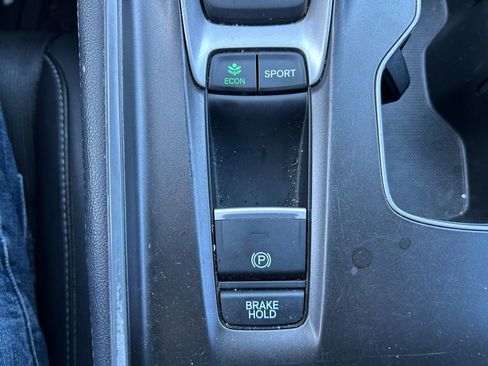 Used 2019 Honda Accord Sport image 28