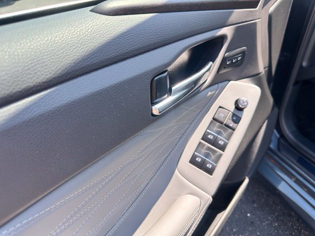 Used 2019 Toyota Avalon Limited FWD image 15