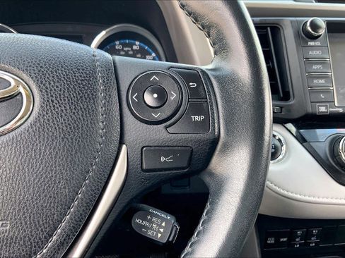 Used 2017 Toyota RAV4 Platinum AWD/4WD image 24