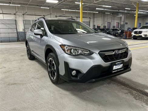 Certified 2023 Subaru Crosstrek 2.0i Premium image 2