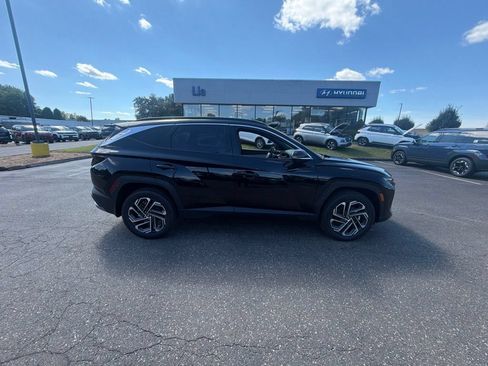 Used 2026 Hyundai Tucson Limited AWD/4WD image 2