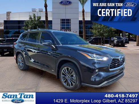 Used 2022 Toyota Highlander Limited AWD/4WD image 1