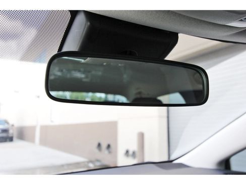 Used 2020 Toyota Corolla LE FWD image 24