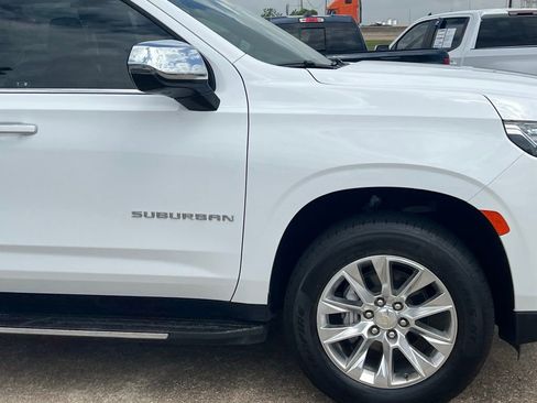 Used 2023 Chevrolet Suburban Premier RWD image 10