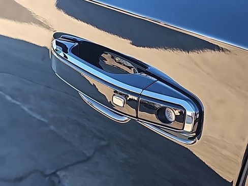 New 2026 GMC Yukon Elevation image 11