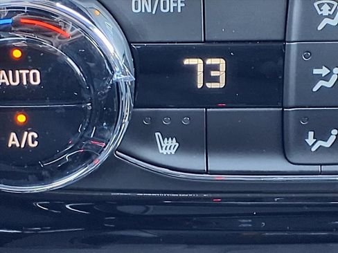 New 2026 Chevrolet Trax RS w/ Sunroof Package image 16