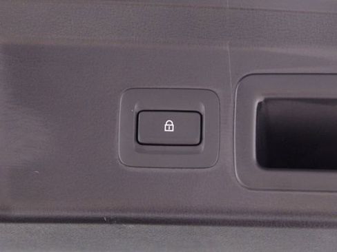 Used 2024 MAZDA CX-30 Carbon image 22