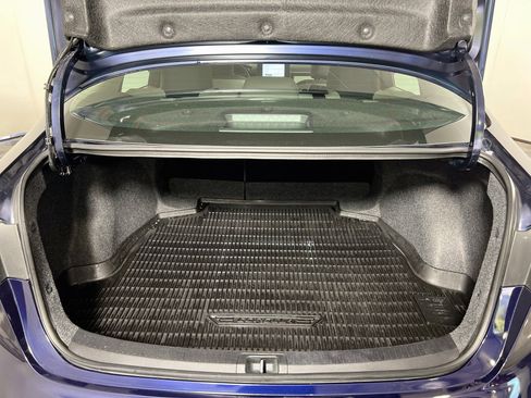 Used 2025 Toyota Corolla LE FWD image 21
