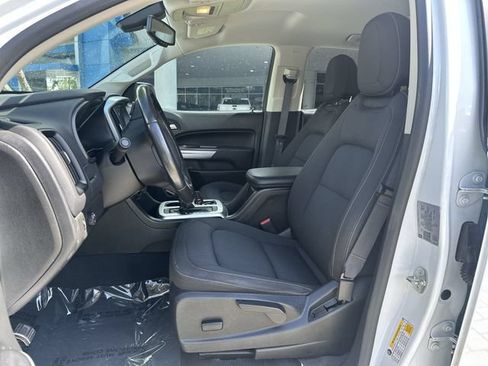 Used 2022 Chevrolet Colorado LT RWD image 30