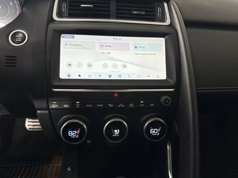 Used 2020 Jaguar E-PACE R-Dynamic S image 21