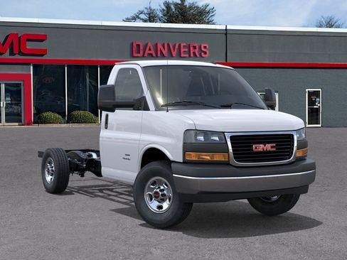 New 2025 GMC Savana 3500 w/ Power Convenience Package image 7