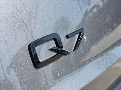Used 2022 Audi Q7 3.0T Premium Plus image 11