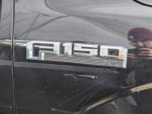 Used 2017 Ford F150 XL w/ Equipment Group 101A Mid image 4