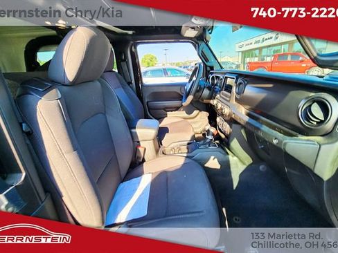 Used 2023 Jeep Wrangler Sport AWD/4WD image 16