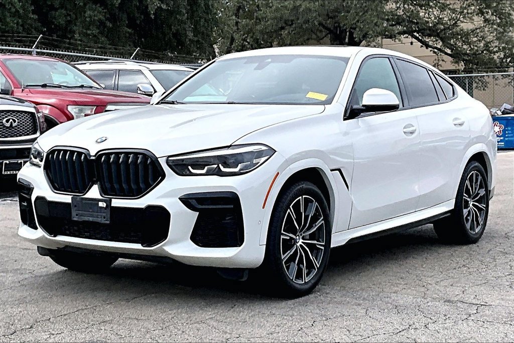 Used 2022 BMW X6 xDrive40i w/ M Sport Package AWD/4WD image 2