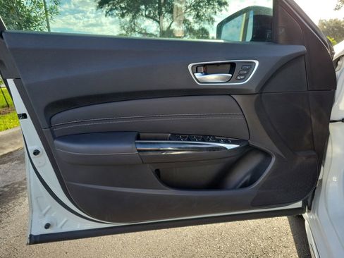 Certified 2018 Acura TLX V6 w/ Technology Package image 16