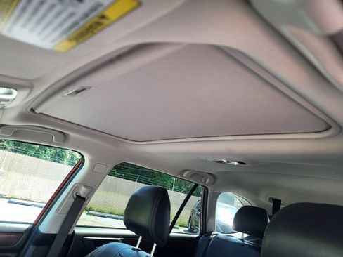 Used 2019 Subaru Outback 2.5i Limited w/ Popular Package #2 AWD/4WD image 13