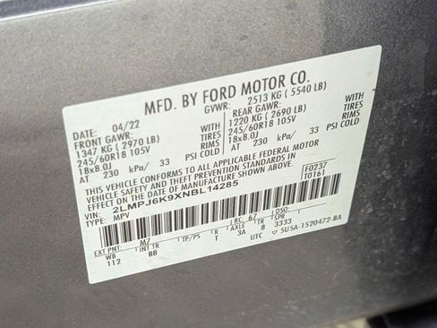 Used 2022 Lincoln Nautilus Reserve w/ Luxury Package image 19