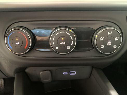 New 2026 Chevrolet Trax LS FWD image 21