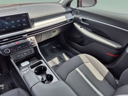 New 2026 Hyundai Sonata SEL FWD image 12