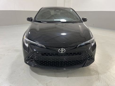 Used 2024 Toyota Corolla SE image 2