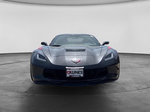 Used 2017 Chevrolet Corvette Grand Sport w/ Grand Sport Heritage Package RWD image 2