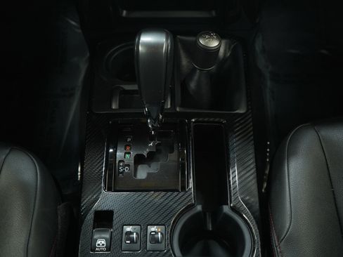 Used 2019 Toyota 4Runner TRD Off-Road Premium image 16