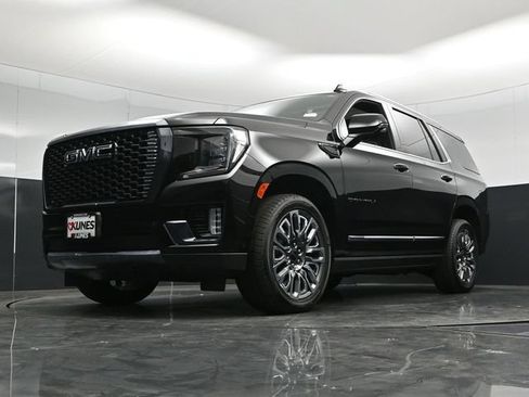 Used 2023 GMC Yukon Denali Ultimate AWD/4WD image 68
