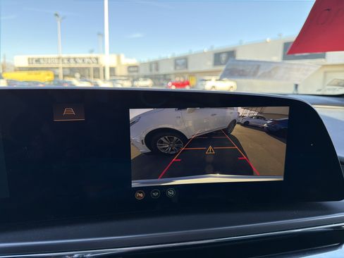 Used 2024 Cadillac Lyriq Tech image 19